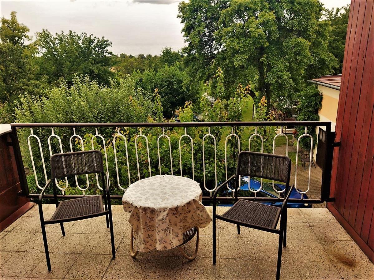 Apartmán se zahradou Krnov Exterior foto